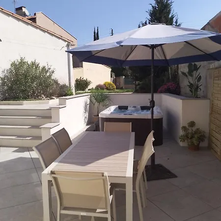 Le Logis Du Moulin Avec Jacuzzi, A 800m De La Cite Medievale