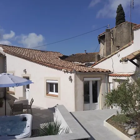 Дом отдыха Le Logis Du Moulin Avec Jacuzzi, A 800m De La Cite Medievale *