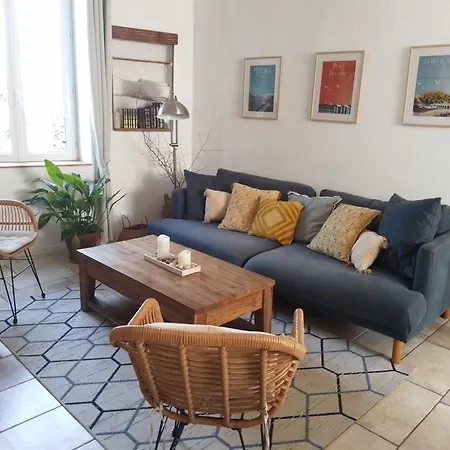 Le Logis Du Moulin, A 800m De La Cite Medievale Holiday home